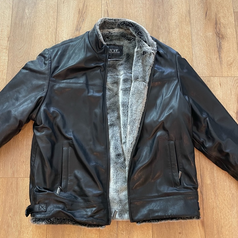 Men’s Collezione SA large leather jacket lined